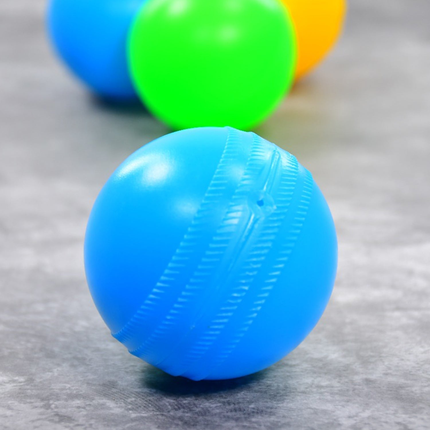 Colorful balls for toddlers' play pits and tunnels.