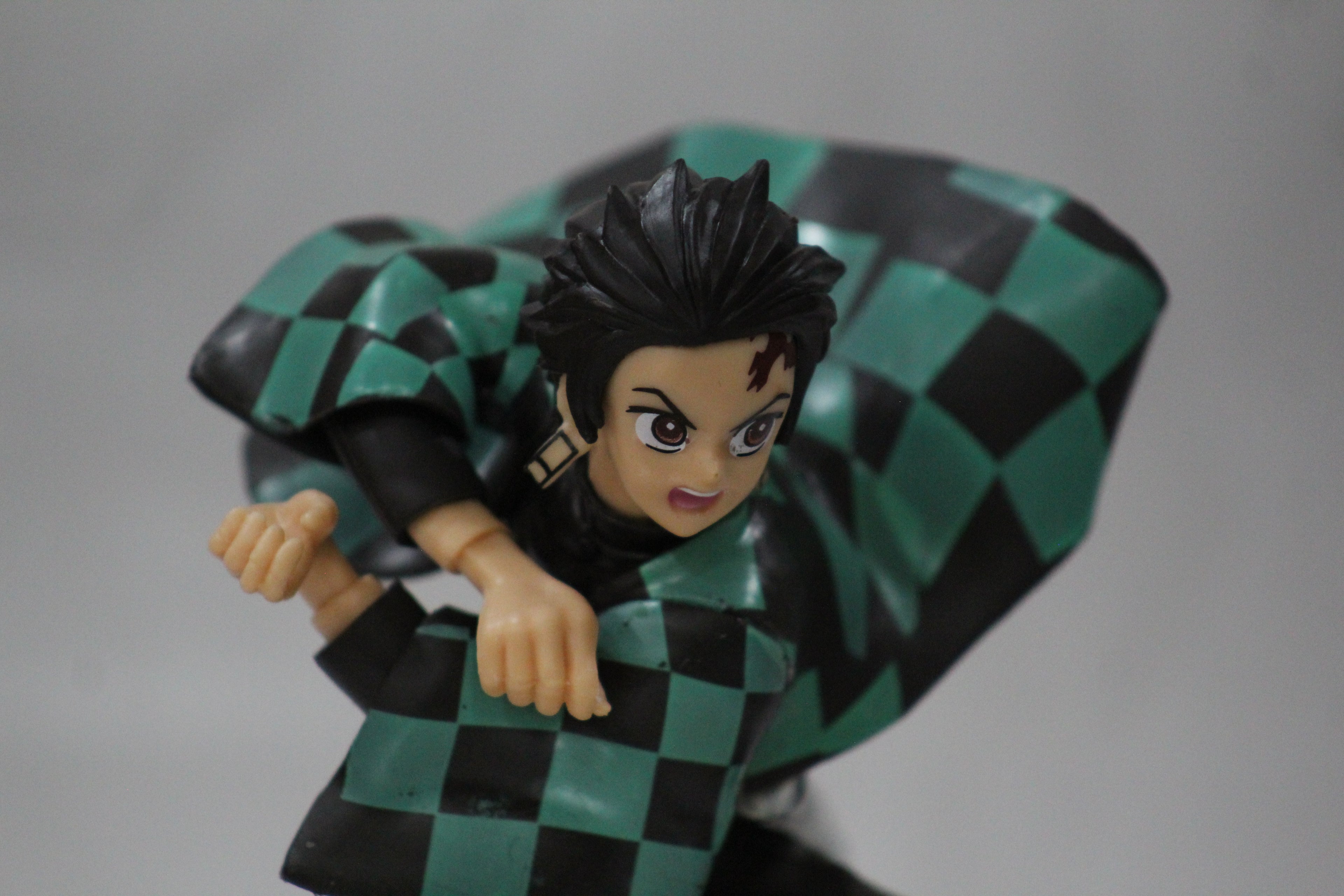 Tanjiro Fire Sword (15 cms)