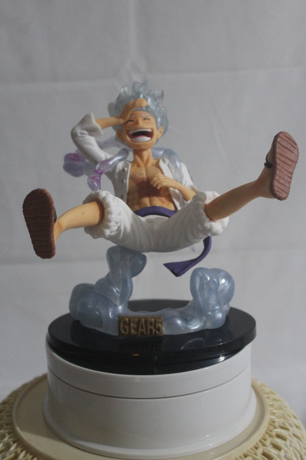 Laughing Luffy Gear 5 (20 cms)